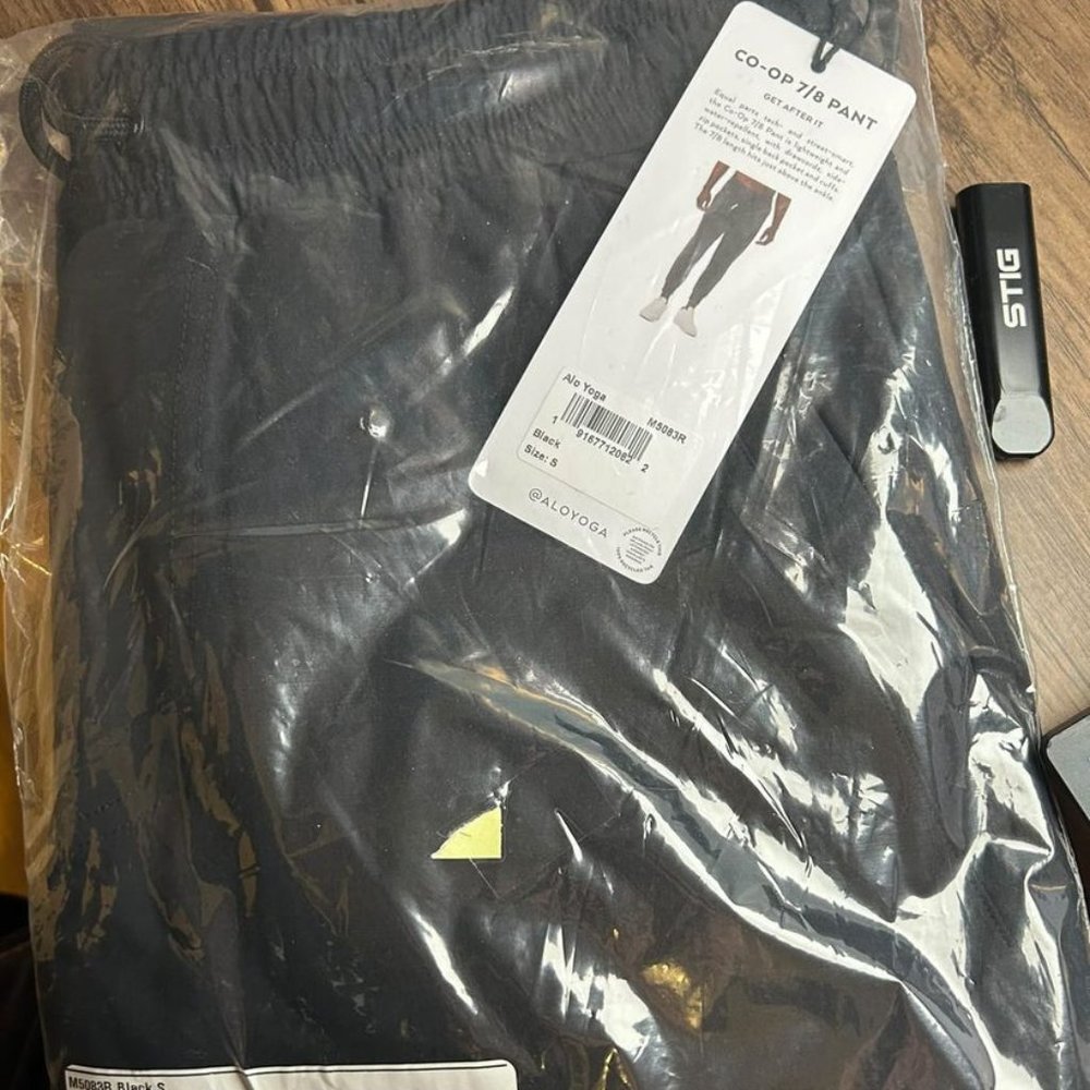 Small ALO Co-op 7/8 Pant